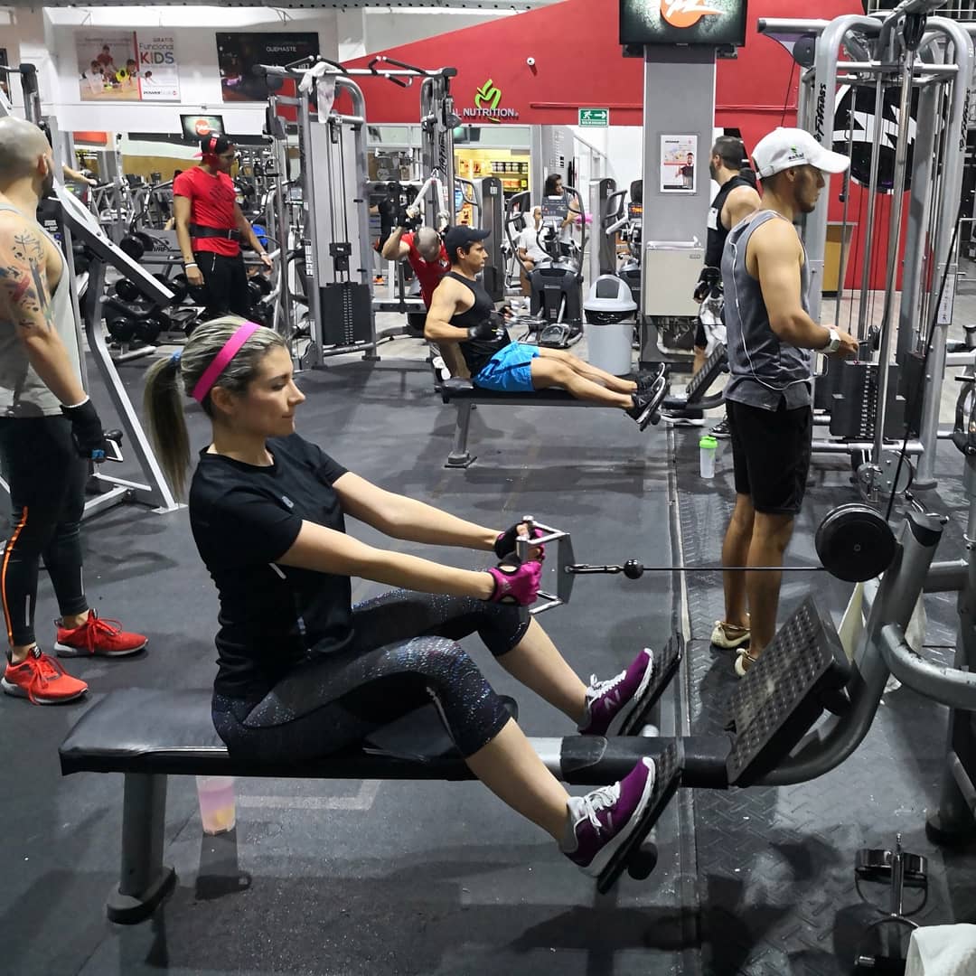 MelissaGallegoG's tweet image. En el mes de MUNDIAL se puede entrenar y ver todos los partidos a la vez... ¡¡¡Y en pantalla gigante!!! 😁🏋️🏆⚽😍

Y obvio con la señal de @deportes_rpc. 👀🙌😎 @PowerClubPANAMA

#YoEntrenoEnPowerclub #Rusia2018  #WorldCup