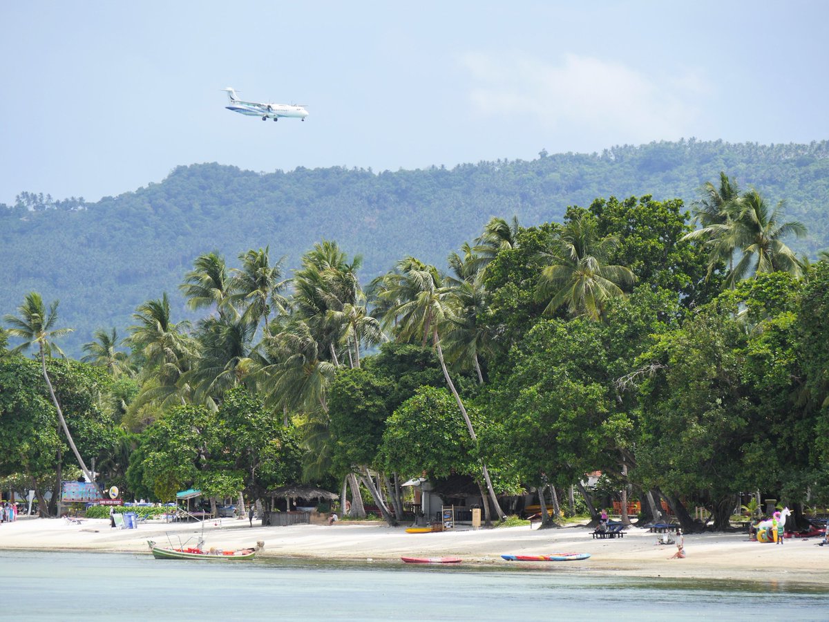 Spurenwechsler's tweet photo. Fortsetzung unserer Erkundungstour auf #KohSamui: Auch der #ChawengBeach ist kaum wiederzuerkennen... Aber #LazyWave gibt's noch!
#Reiseblog #slowtravel #nonprofit #unabhängig  #Fotografie #Natur #Kultur #Reise #Reiseberichte #Reisereportagen #Reisetipps 
#Traveler #Weltenbummler https://t.co/fHiUHqP8Zn