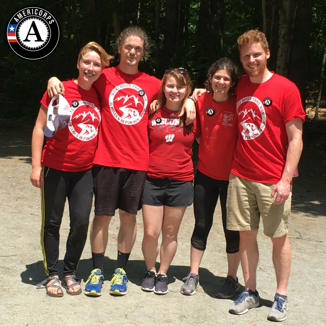 VTAmeriCorps's tweet photo. Walk 11 miles in our shoes and you will know how good it feels to serve! Blessed with sunny skies, #stunning views, @VTAmeriCorps members got together to help out at the annual West River Trail Run to benefit The Collaborative. #GOmonth2018 #serveoutdoors #getthingsdone #Vermont https://t.co/sY1jDC77Zx