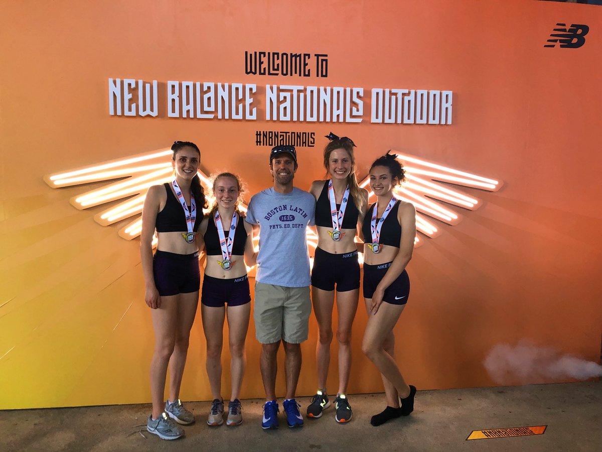 Katelyn, Julie, Annie, and Mia place 3rd in the EE 4x800!!!!!!!!! #NewBalanceNationals #NBON