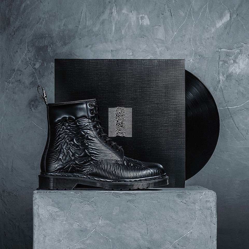 joydivision's tweet photo. Joy Division x @drmartens.

EU: https://t.co/fS4g6QV2BD
US &amp; INTL: https://t.co/XxIwcLu7Sk https://t.co/R6Srt8xN8B