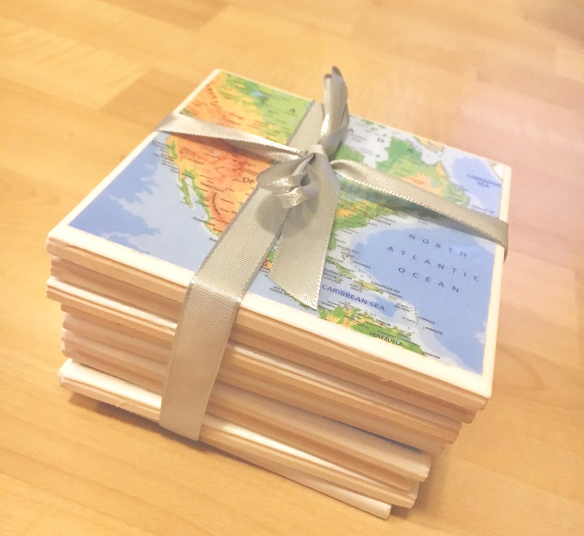 sweep_of_sand's tweet photo. Manhattan map or World Map coaster sets! https://t.co/PA9bEBiAUX #newyorkgift #mapgift https://t.co/3eZBbAMsnL