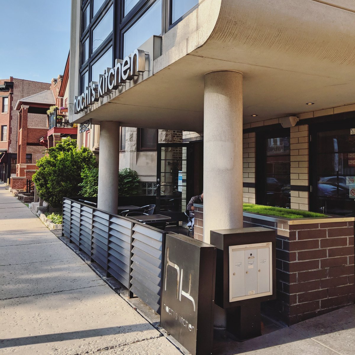 HachisKitchen's tweet photo. This weekend is going to be full of heat and #sunshine. Our patio is small, but with a mighty view of #logansquare. Embrace #patioseason at #hachiskitchen.
-
-
-
#kanpai #loganpatio #hachis #eatmoresushi #eatathachis #chicagogram https://t.co/zjeoGbeIzp