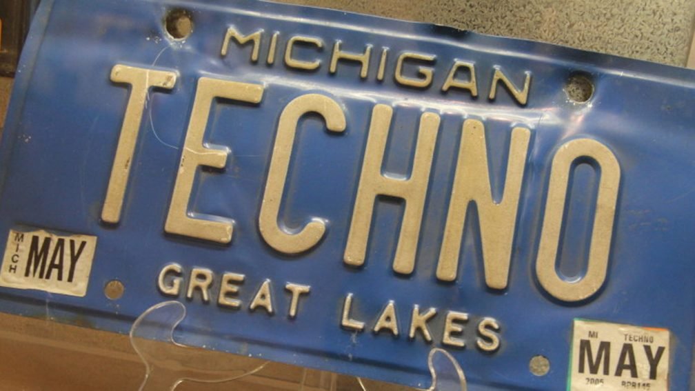 Mixmag's tweet image. Detroit is the birthplace of techno and it won't let you forget it 🖤

More photos here: bit.ly/2JPwk4u