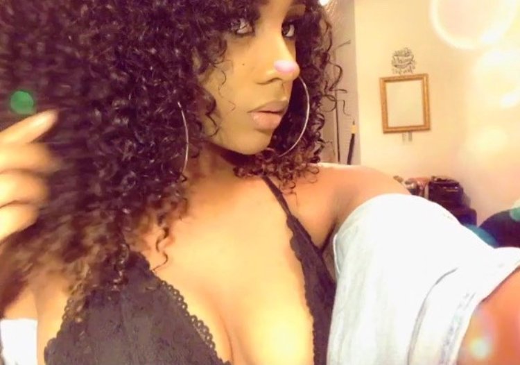 Asiaalynn__'s tweet photo. Sitting here thinking of a caption . Guess thatโs a caption
#lgbtmeals https://t.co/vWdkFVMbnt