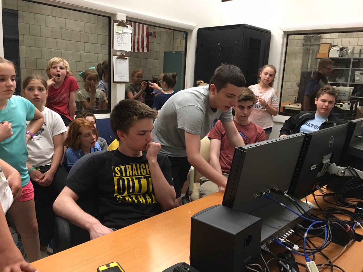 fkompar's tweet image. Only one more week until #ISTE18 - it’s getting real.  Looking forward to presentations from Wilton educators @SrBonito1 @MsKorna @MsJWhiting and of course our own session w our #StudentInnovator experts. #readyaccess #wiltonwayct