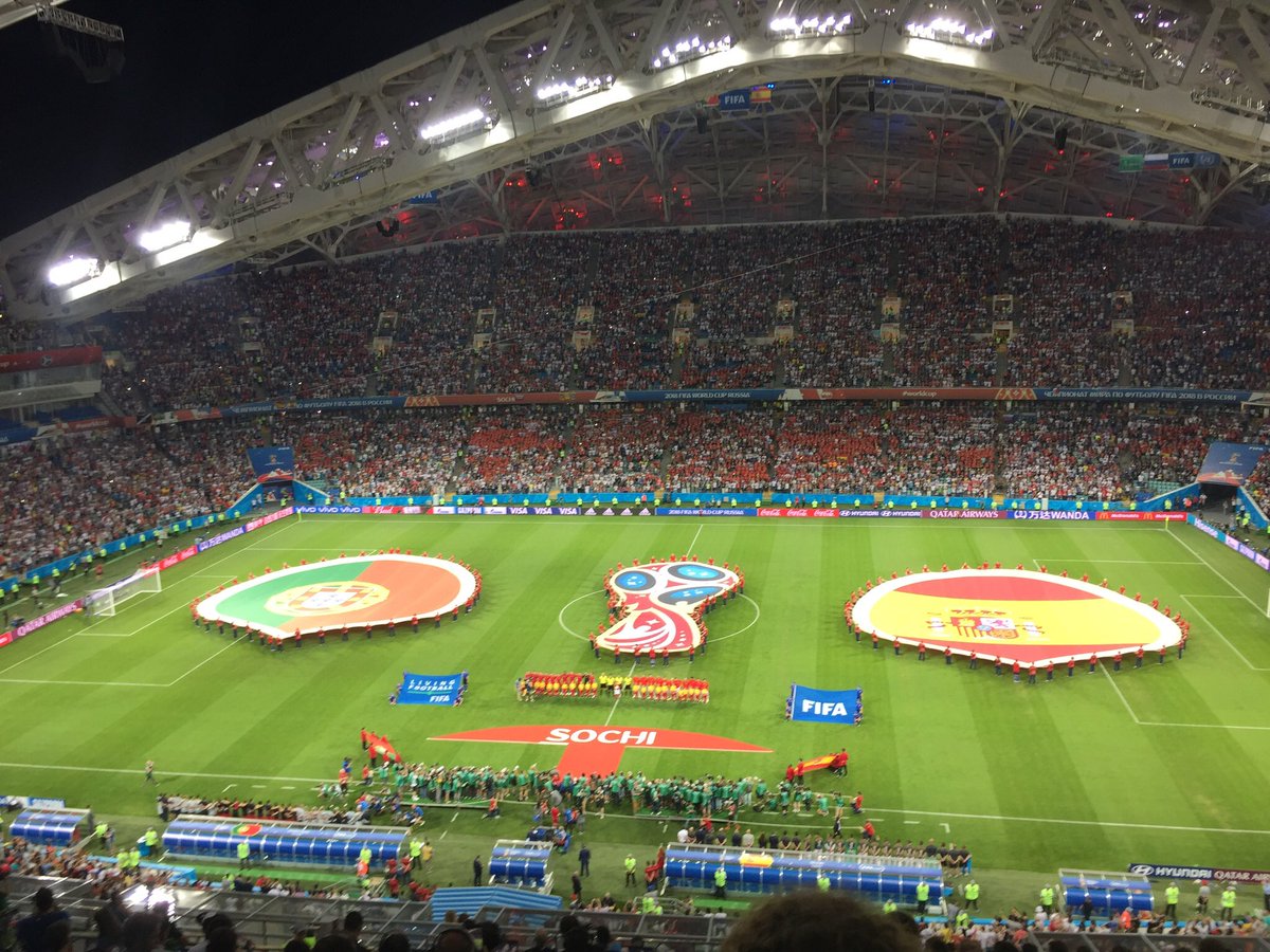 filippomricci's tweet photo. Che partita, che modo strepitosamente meraviglioso di iniziare il Mondiale! #StancoMaFelice #SixGoalsThriller #RonaldoFaPaura #OneManTeam https://t.co/sIDSeYhxiv