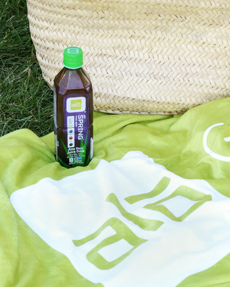 ALOdrink's tweet photo. Soaking up the last weekend of this beautiful season before we SPRING into summer โ๏ธ #ALOSpring https://t.co/LLtpvQKt6J