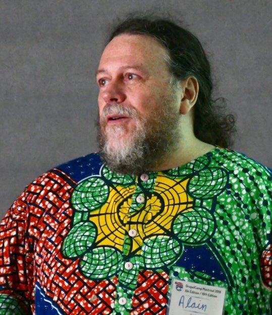 JanMiranda's tweet image. #Drupal camp in #Montreal - Alain Lauzon explains Drupal optimized w/ #ReactPHP #DrupalCampMtl #webdev