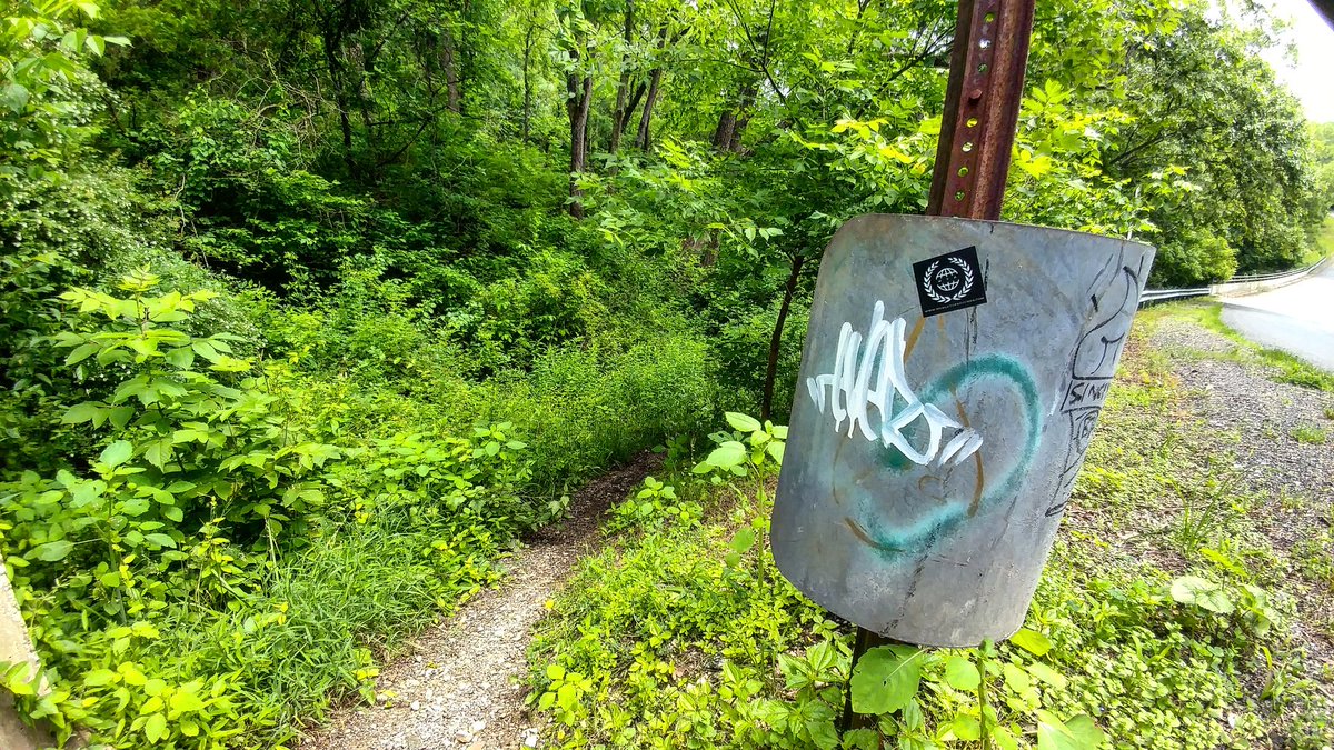 Should we run a summer sticker placement contest?
Cash &amp; promotion as the prize?
Comment!
#summereighteen #stickercontest #stickerplacement #giveaway #freestuff #recordlabel #musiclabel #musicbiz #musicpromotion #musician #musiclife #worldtoprecords #wtr #hiphop #producers