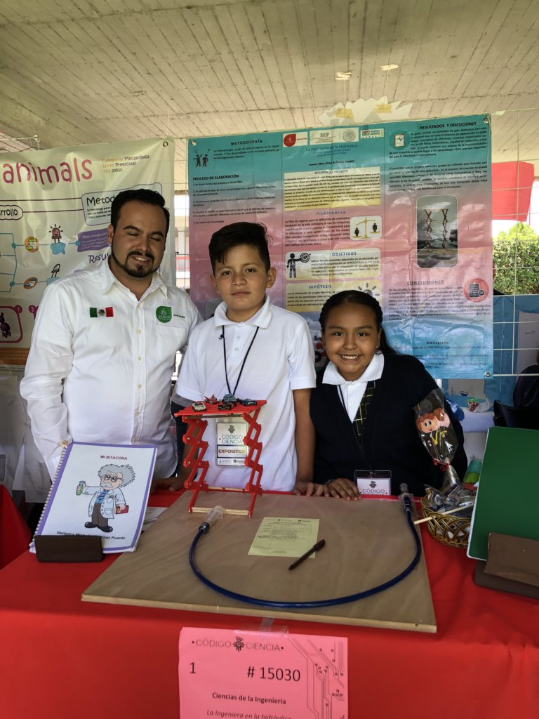 Esc. Prim Fed Epigmenio Cabrera participe en Concurso ExpoCiencias de Occidente, la educación pública en el fomento científico, tecnológico.
En representación de <a href="/SecEducacionJal/">Secretaría de Educación Jalisco</a> <a href="/PacoAyon/">Paco</a> <a href="/AristotelesSD/">Aristóteles Sandoval</a> <a href="/jaimereyesro/">Jaime Reyes Robles</a> <a href="/SEP_mx/">SEP México</a> <a href="/sandovalbasica/">Víctor M. Sandoval A</a>