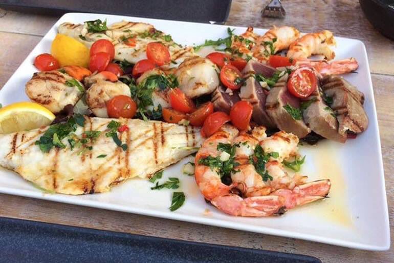 MercatoItalian's tweet photo. 🍻🍺 #BeerDayBritain, #Bramhall! 950 years ago, a group of #Belgian Knights became brewer-monks and created #Affligem; a blonde #ale, still classically brewed in the small village of Opwijk! A deep flavour and spiced finish perfectly pair with our #chicken and #seafood dishes! https://t.co/X154jjrkYV