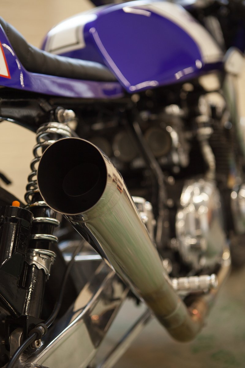Grab yourself a great new exhaust for your cafe racer! buff.ly/2t5AUV1 #caferacer #motorbikeexhuasts