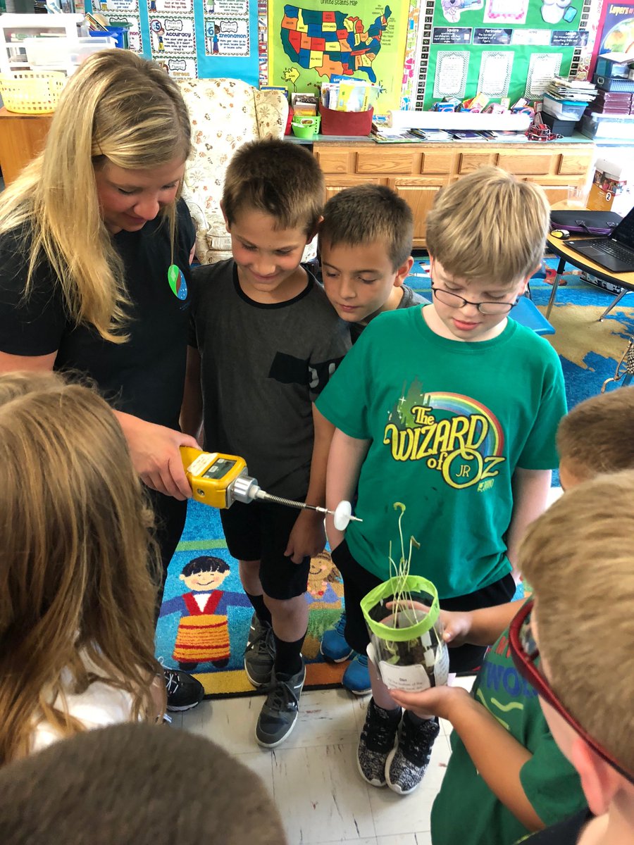 Thank you to our guest speaker, Mrs. DeGraff, for showing us real-world science this week at PK! It was great to learn how our soil and water is tested in order to protect our environment! <a href="/WMScienceIA/">Coleen Weiss-Magasic</a> <a href="/MrsJVMiller/">Jennifer Miller</a>