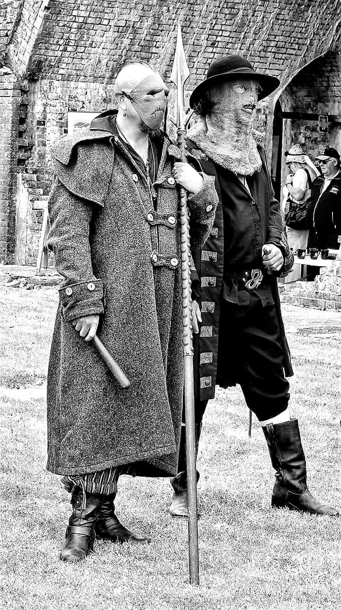 sandtchocolates's tweet photo. @ccAndrewBaker Alive and still very sinister ! #Dayofsyn #Dymchurch #DrSyn https://t.co/KXgcD8vHbA