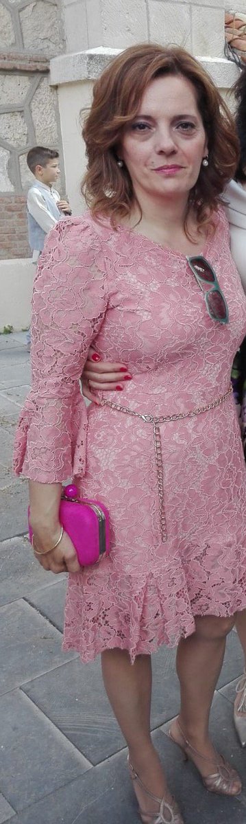 ViaVenettoParla's tweet photo. María del Mar ha elegido para una #comunión un vestido de la firma #Rinascimento y complementos de #Membur https://t.co/BqPROPu8fC
