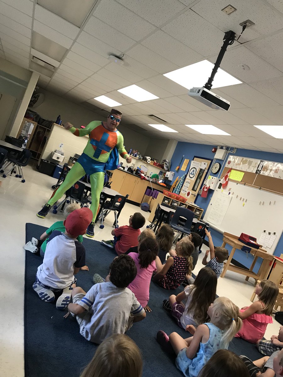 kinder_kings's tweet photo. Thank you Captain Positive for coming in to read to us today! Captain Positive brought in a very special book called ‘A Pigs Tale’ that taught us about being unique and to be happy with who you are. #captainpositive #ck #staypositive #mysteryreaderfriday https://t.co/VygZXXQKEp