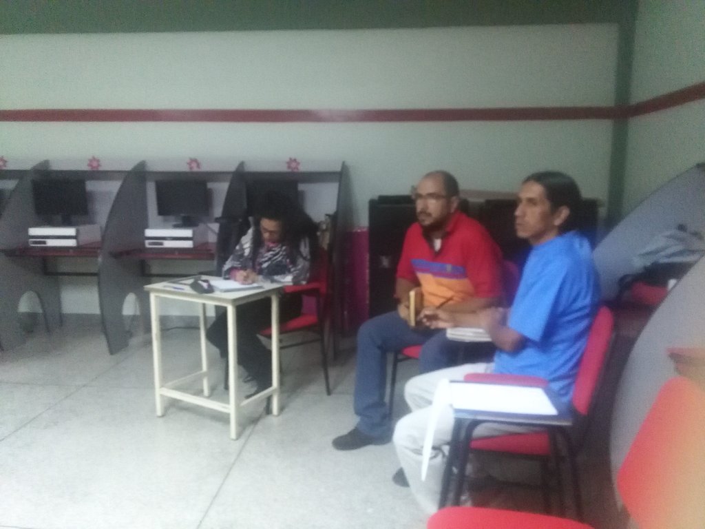 CEIFPMBARINAS's tweet photo. Formación de docentes para el ejercicio de la función Directiva Ambiente del Municipio Bolívar #FormacionNacionaldeDirectoresMPPE #FormandonosParaEducar #Barinas @solesole27 @JauaMiranda https://t.co/Wi2xWFlQBE