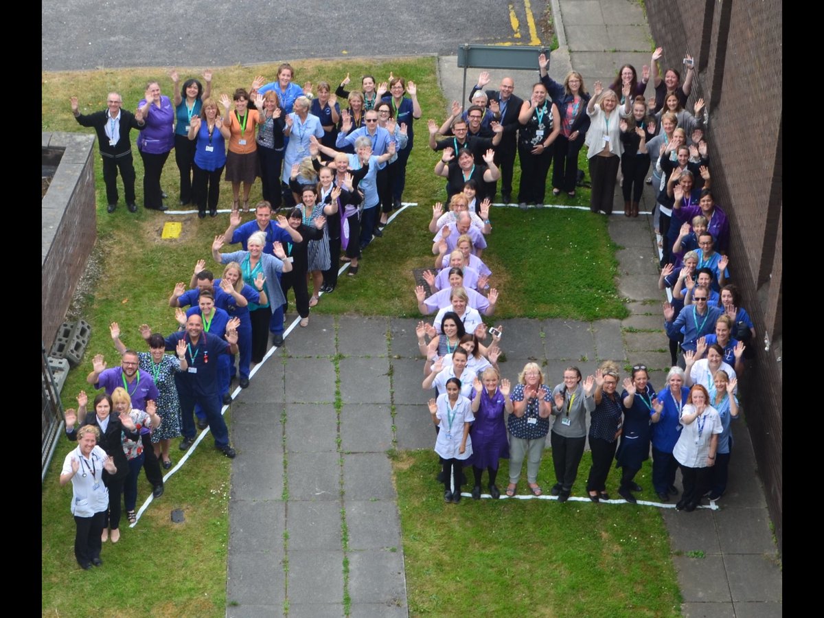 Katie_H_Carey's tweet photo. Celebrating NHS 70 yr anniversary @ RLI! #NHS70 #loveourNHS #physiorules #AHPs @TherapiesRLI @brookhouseboy @kammom4 @UHMBT @RLIPaedsPhysio https://t.co/3X2fsEcevV