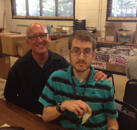 EmHorizonsInc's tweet photo. Employment Horizons wishes everyone a happy Father's Day weekend! #fathersday #pwd #disabilities #disability #employment #empowerment #inclusion #awareness #acceptance #family #ichoosework #letusworkforyou #representation https://t.co/S0Xxf2ytka