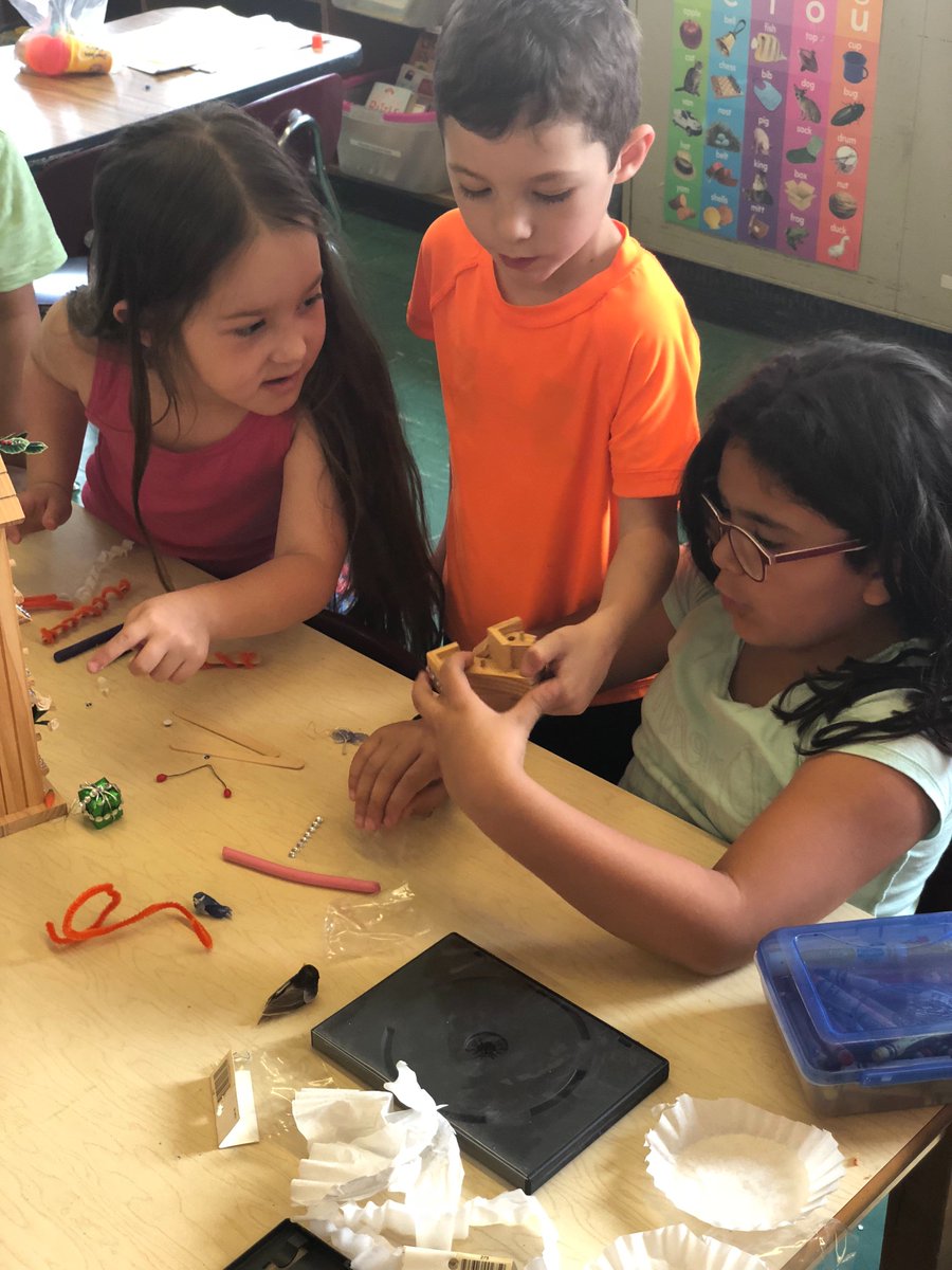 Miss Anton tweet media