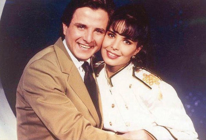 detlnovelas1's tweet photo. En 1991 una de las historias que ha conmovido en el público fue #LaPicaraSoñadora desarrollada en los almacenes de una tienda departamental. #MarianaLevy+ y #EduardoPalomo venían de #YoComproEsaMujer para estelarizarla con #ValentinPimstein+ como productor.
#60añosdetelenovela https://t.co/Rm61m0thl4