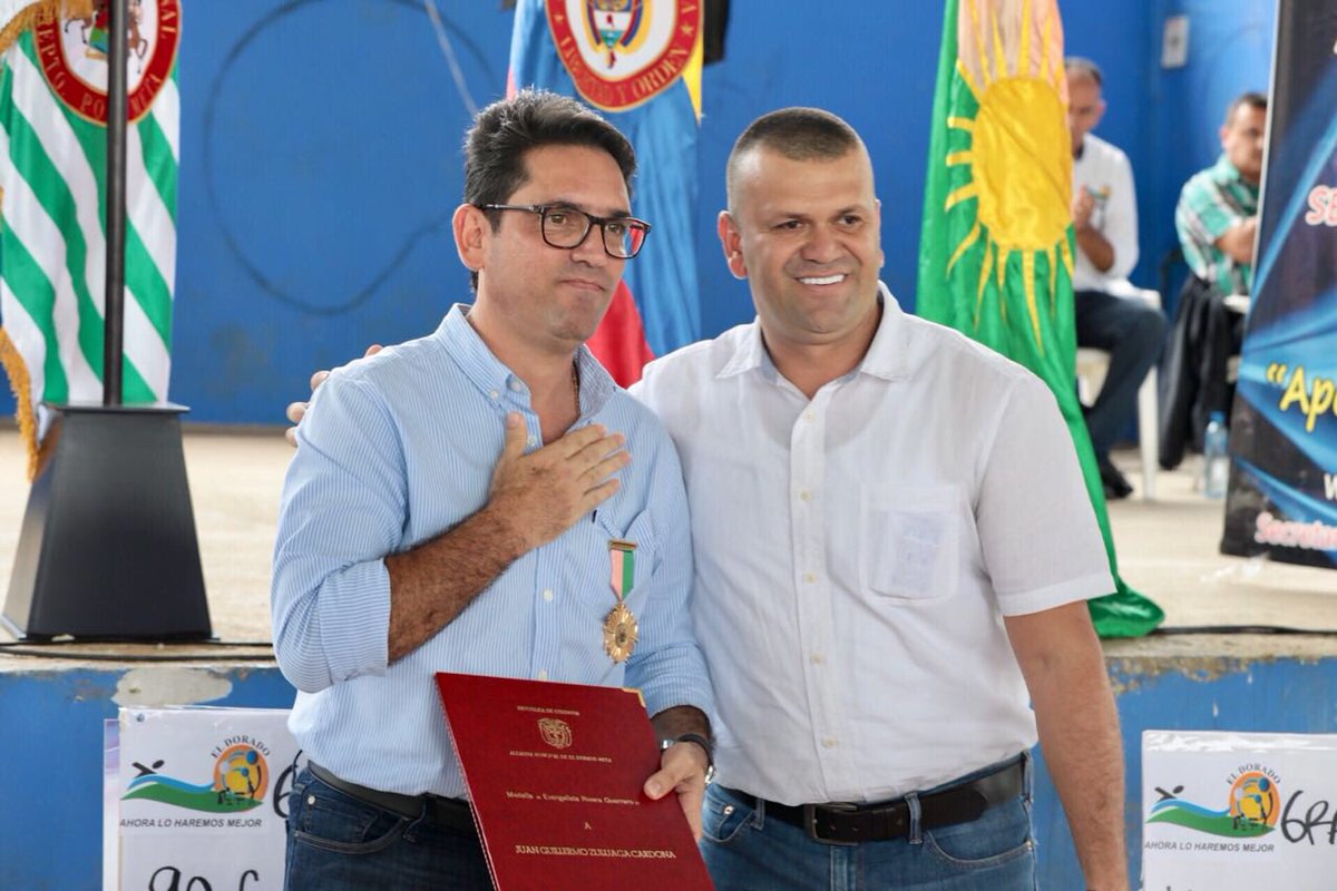 JuanGZuluaga's tweet photo. A diario en cada tarea, cada idea y cada propósito para el campo, pongo toda mi capacidad y dedicación, es mi deber y la única forma de corresponder tanto cariño. https://t.co/7dsUzfdVZX