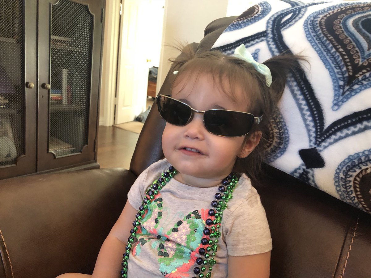 stephanie9589's tweet photo. watching @pitbull on GMA w/ Gramps this morning. #PITBULLonGMA https://t.co/98wXpVFK8T