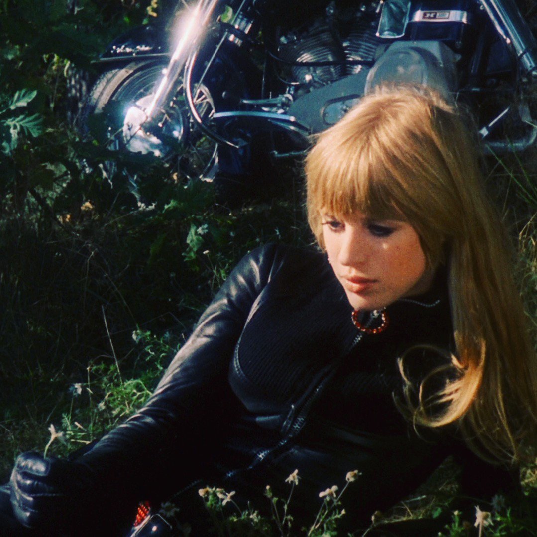 توییتر あの胸にもういちど デジタル リマスター版 同時上映 誘拐アンナ 公式 در توییتر あの胸にもういちど 主演マリアンヌ フェイスフル ミック ジャガーの恋人で当時のスウィンギングロンドン ドラッグ ロックンロールの中心にいた 数々の