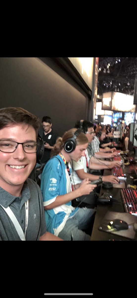 ponziiie's tweet photo. What a time @E3 #E3⁠ ⁠ #e3⁠ ⁠ #gamer #gaminglife #gamelife #fortnite⁠ ⁠ #CallofDuty #RealmRoyale #hypezone #mixer #twitch #msigaming #LogitechG #could9 #tomclancy #UbisoftE3 #ign #PCGaming #xbox #ps4 #NintendoE3 #amazing #whatashow #EAPlay2018 #blessed https://t.co/hLKNg9ZXjw