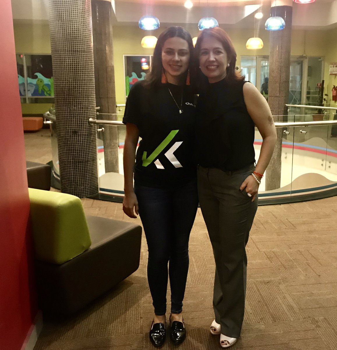 CarlaMPantoja's tweet photo. Felicidades a #Chekku y @MentaMente por el lanzamiento de la nueva imagen de este StartUp que pronto participará en el #startupChile para escalar #Chekku a nivel mundial! Felicidades muchachos!! #OrgulloUnitec #UnitecAlumni https://t.co/OhEOXuj4Xi