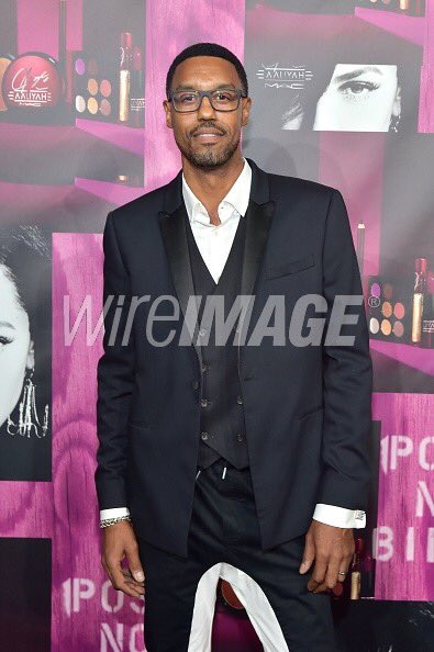 DLeeStyle's tweet image. #AaliyahForMAC launch party.