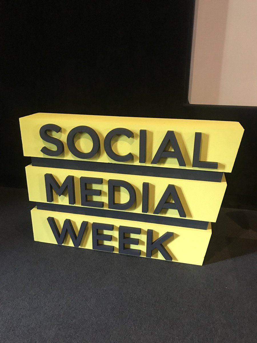 philloit's tweet photo. La nuova frontiera della dimensione digitale è ricreare un contatto reale, quasi fisico. #smwrme @SMWRME @LuxMadeIn @gioiellidop https://t.co/f4g8ljMxXj