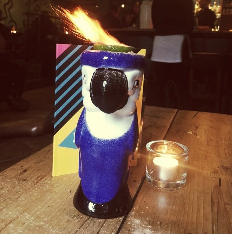 Polly wanna zombie? 
#zombie #zombies #tikibar #tikicocktails #tiki #polly #parrot #pirates #notacracker #fridaynightsesh #fridayfeels #tgif #friyay #firedup #fire