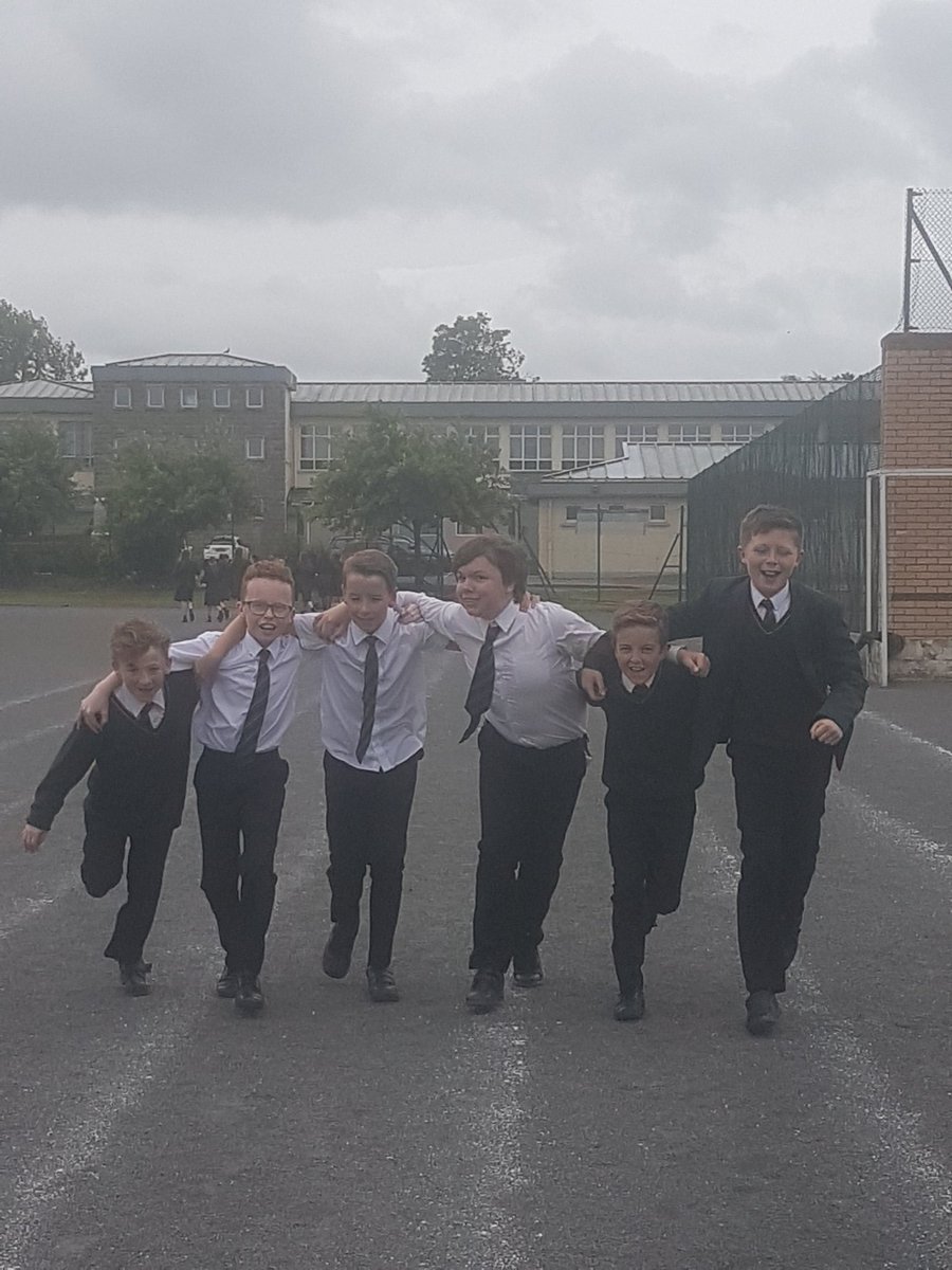 healthystcats's tweet photo. Classes had lots of fun chatting as they walked the 'Mental Health Mile'. Thanks to everyone for taking part in our whole school initiative this week. #HealthyLifestyleWeek2018 https://t.co/GoyX81YoEm