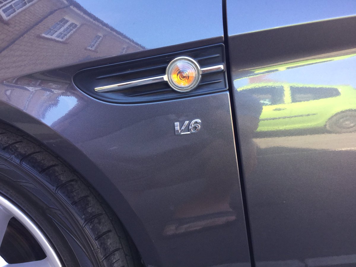 AshleyMaddocks1's tweet photo. When you go from 2.7 V6 to 1.7 diesel , yep 10 days on I’m still sobbing https://t.co/Y8Fvw4oSlY