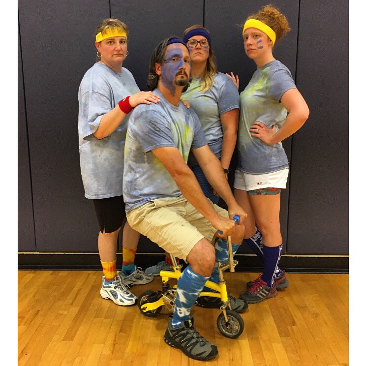 LNESmusic's tweet photo. RUNT RACE CHAMPS #TEAMSPECIALS #oneteamonedream https://t.co/H0dVjdLYxp