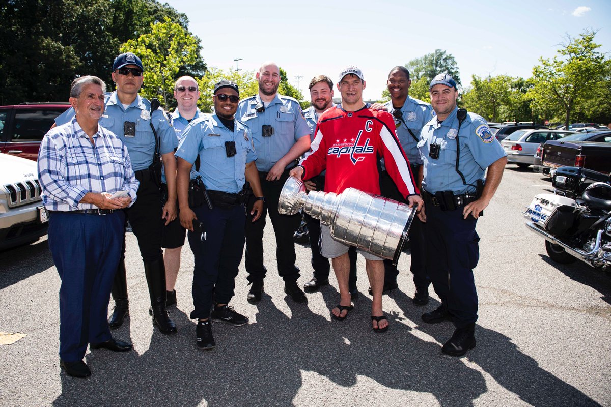 Capitals's tweet photo. We seriously can never do enough to thank our First Responders here in the DMV. #StanleyCup #ALLCAPS https://t.co/N2yrCLrpby