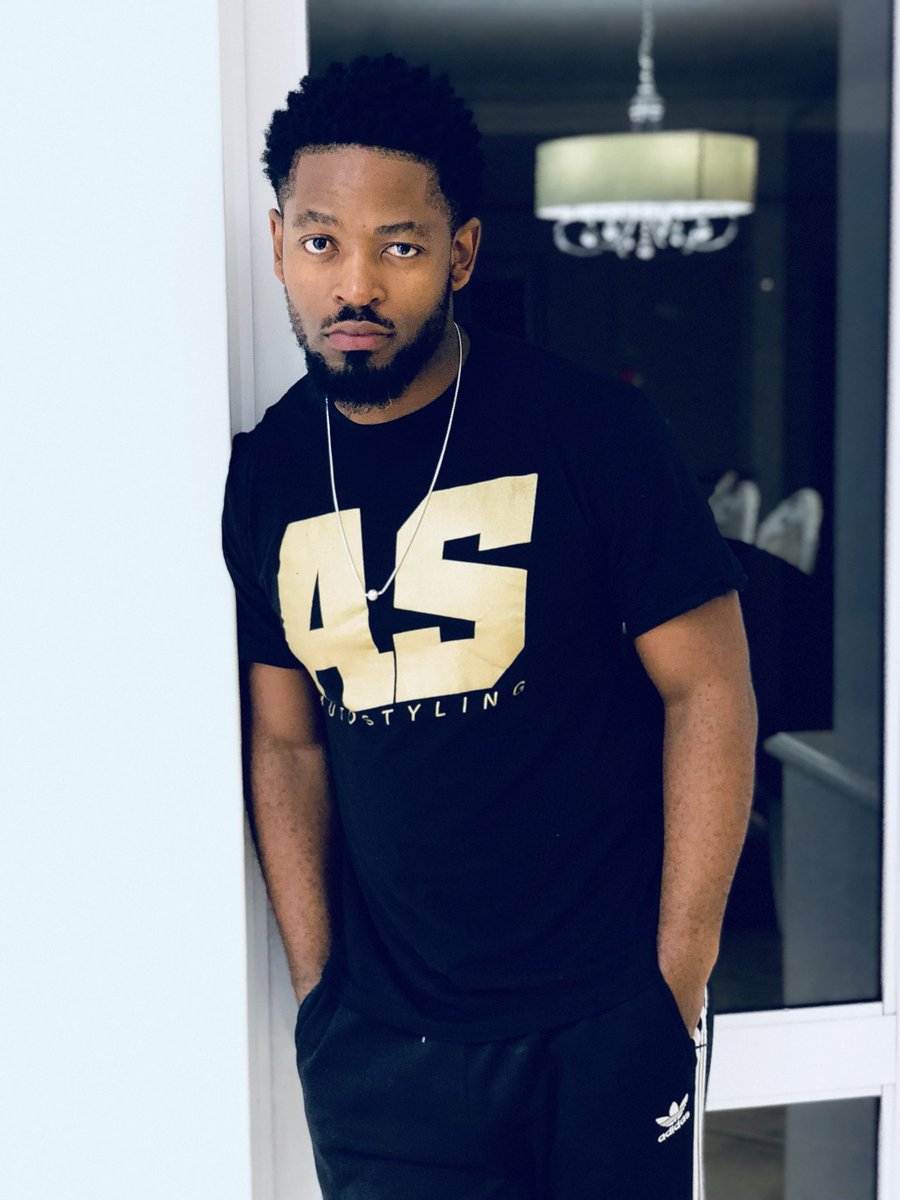 e_reitumetse's tweet photo. Happy Birthday modimo go okeletxe matxatxi a bophelo✨🔥♥ https://t.co/ZEHLLZvRBP