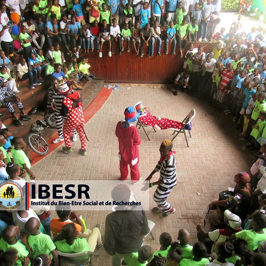 ibesr (@ibesrhaiti) on Twitter photo « KONTE’M TANKOU TOUT SITWAYEN Célébration de l’enfant haïtien ce dimanche 10 Juin 2018 au Palais Municipal de Delmas - Animation par « La bande à Pipo » .
<a href="/ibesrhaiti/">ibesr</a>
<a href="/StephanieAug/">Stephanie AUGUSTE</a>
<a href="/MairiedeDelmas/">Mairie de Delmas</a>
#jourdelenfant
#kontemtankoutoutsitwayen « KONTE’M TANKOU TOUT SITWAYEN Célébration de l’enfant haïtien ce dimanche 10 Juin 2018 au Palais Municipal de Delmas - Animation par « La bande à Pipo » .
<a href="/ibesrhaiti/">ibesr</a>
<a href="/StephanieAug/">Stephanie AUGUSTE</a>
<a href="/MairiedeDelmas/">Mairie de Delmas</a>
#jourdelenfant
#kontemtankoutoutsitwayen