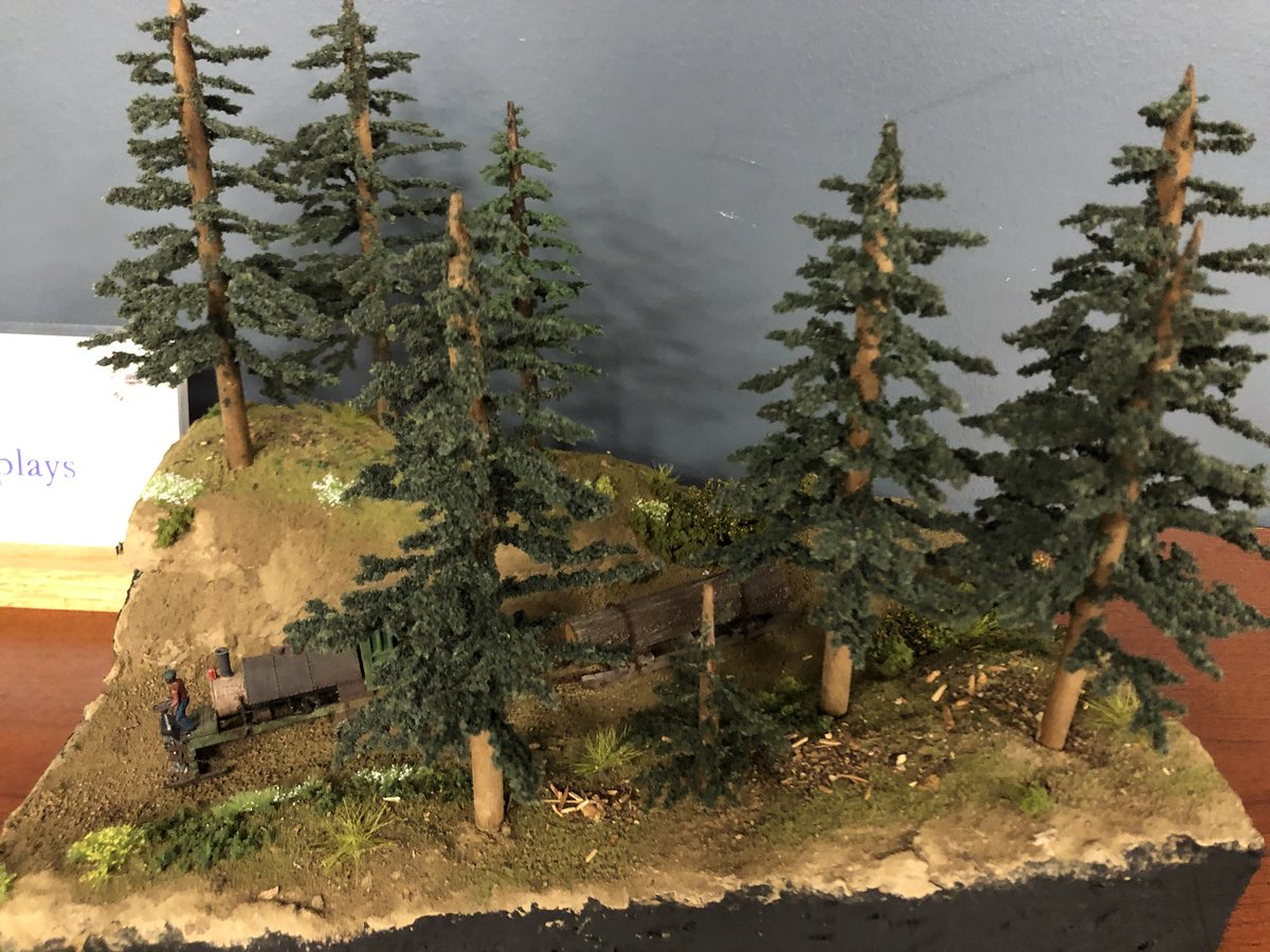 austineagle2018's tweet photo. The contest room has been busy this week - full of great models and more! #AustinEagle https://t.co/ypZKjZvD9P