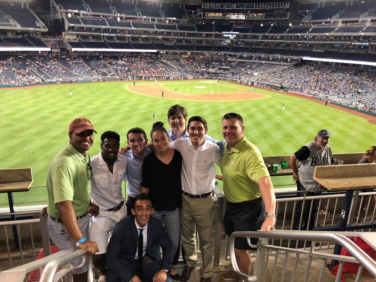 bp_America's tweet photo. It was great to see Sen. @LisaMurkowski at last night’s #CongressionalBaseballGame! ⚾ BP is proud to sponsor an event that supports DC-area charities. #CBG18 https://t.co/qH0KCLD499