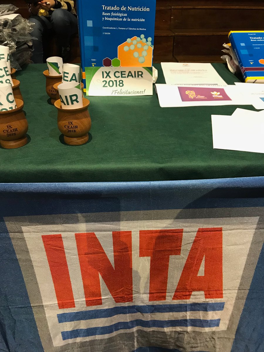 ceciaccoroni's tweet photo. Un placer ser jurado de este concurso que crece año a año!! Concurso de Alimentos Innovadores Rosario #inta #ucel https://t.co/7AP7ZtaDfZ