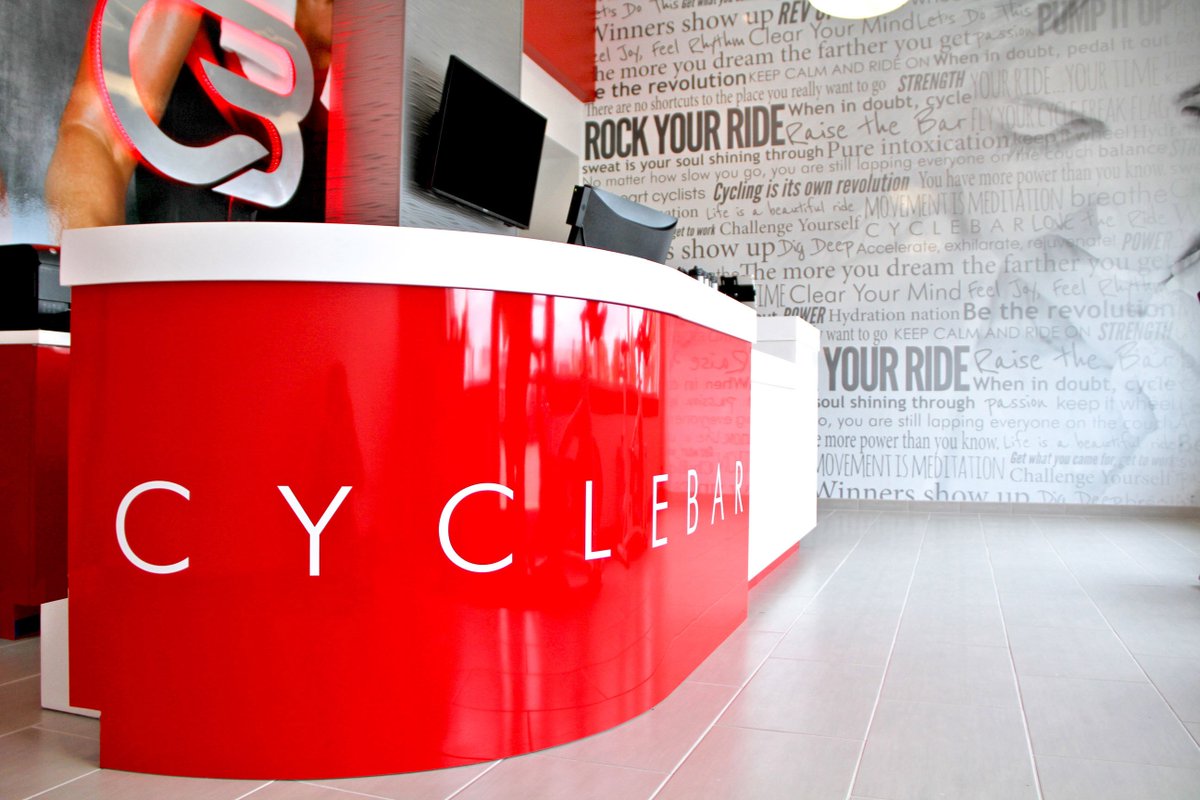 AspenforAfrica's tweet photo. Look forward to seeing you at @Cyclebar #Aspen tomorrow at 745am! Woot woot! #BrakeTheCycle
@ShellyHamill @austin_colbert @aspensojourner @cloverdog4 @Blake_ApplebyRE @AllisonPattillo https://t.co/ht5FkFveAh