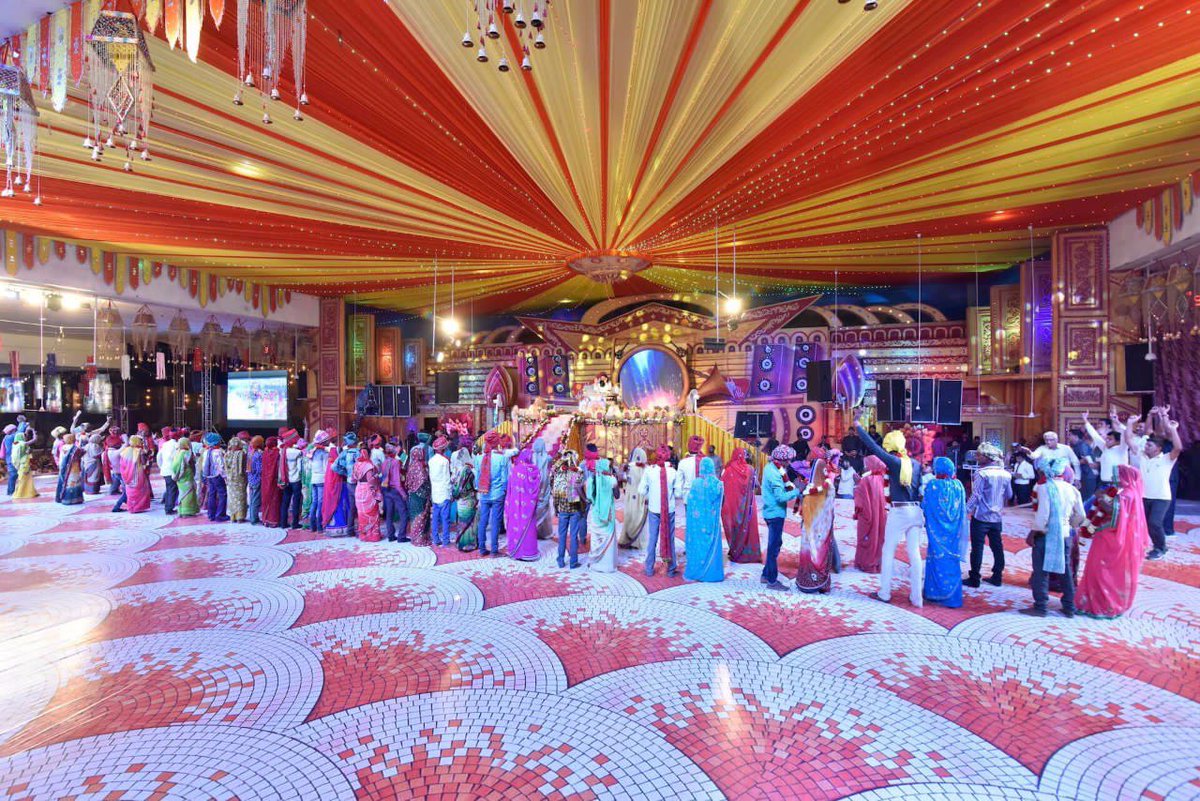 InsaRonak's tweet photo. #TribalMarriages salute for @Gurmeetramrahim ji insan https://t.co/Fi4kY2UkTP