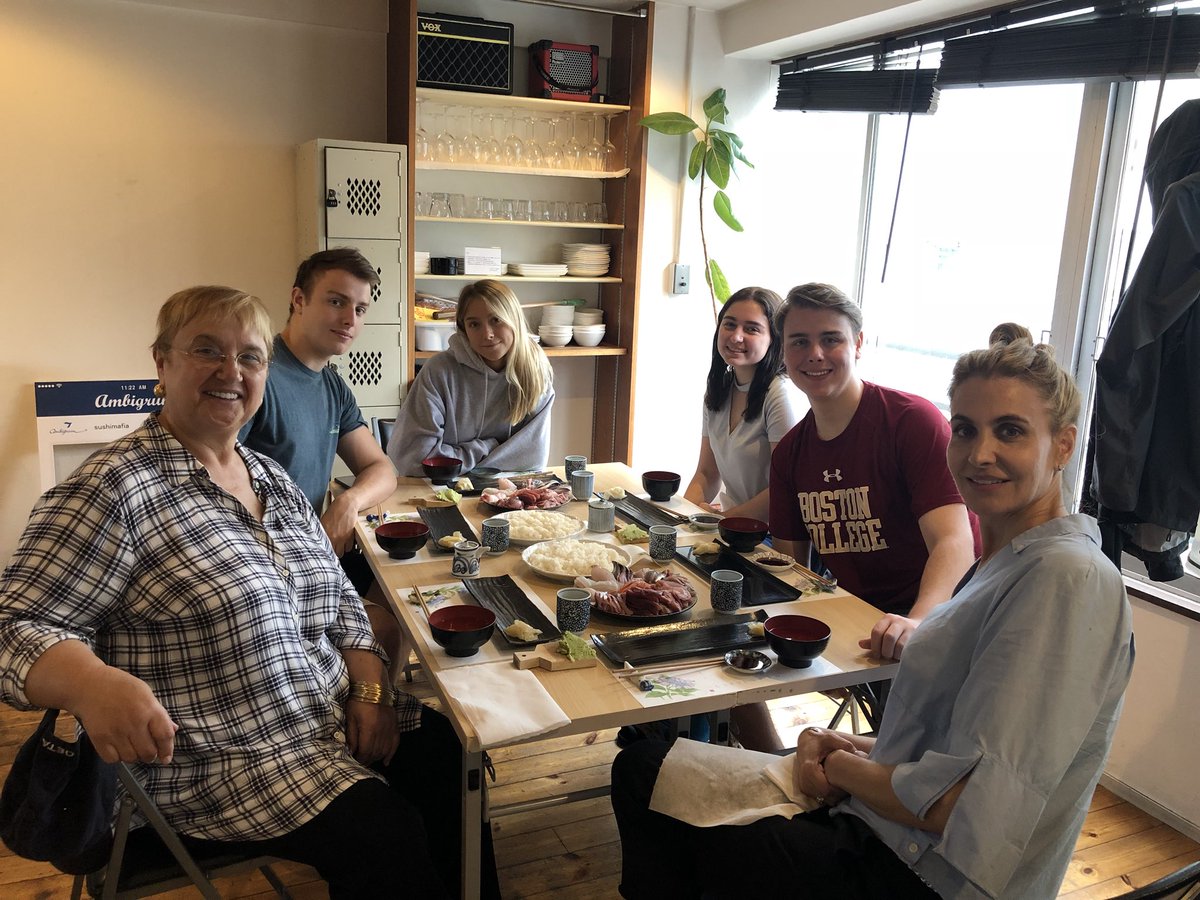 LidiaBastianich's tweet photo. Family Sushi making lesson #tokyofishmarket #tokyo https://t.co/Dio1IOweAk