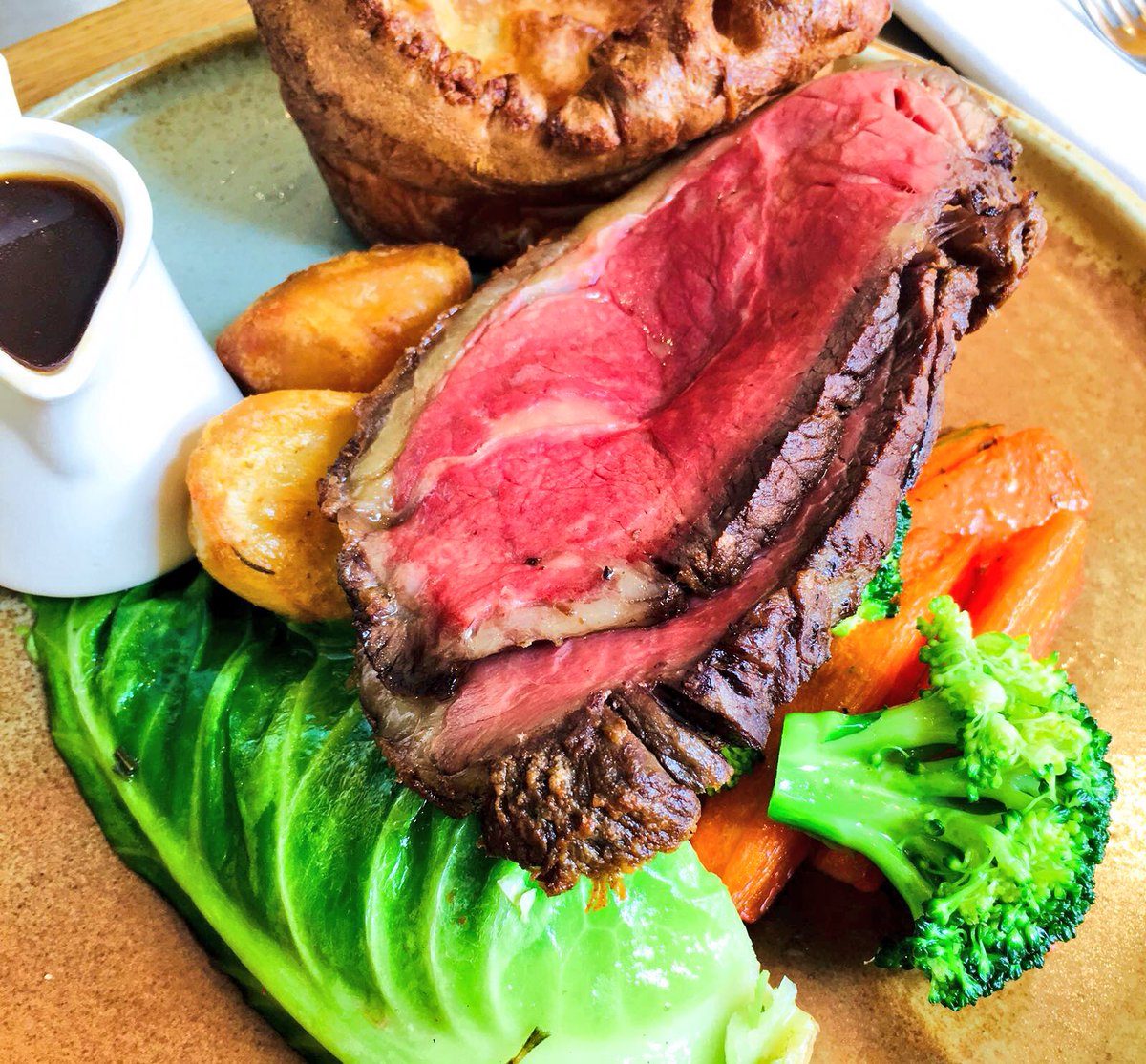 The Coach Makers Arms tweet media