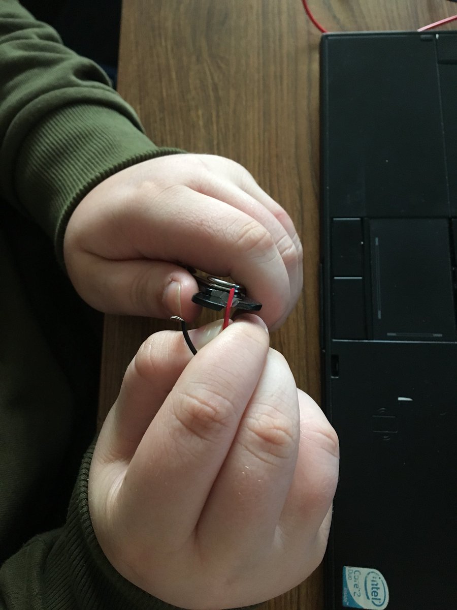 lisaannefloyd's tweet photo. What a week in @CDSBEO!Cartwheels &amp; dancing as we sensed our movement w/ #microbit accelerometer, broadcasting temp w/ radio waves to compare room conditions in the school, wire stripping so we could listen to our songs that we coded w/ speakers #ontariocodes #fcledu @ALovett75 https://t.co/Y1Yw2xpehA