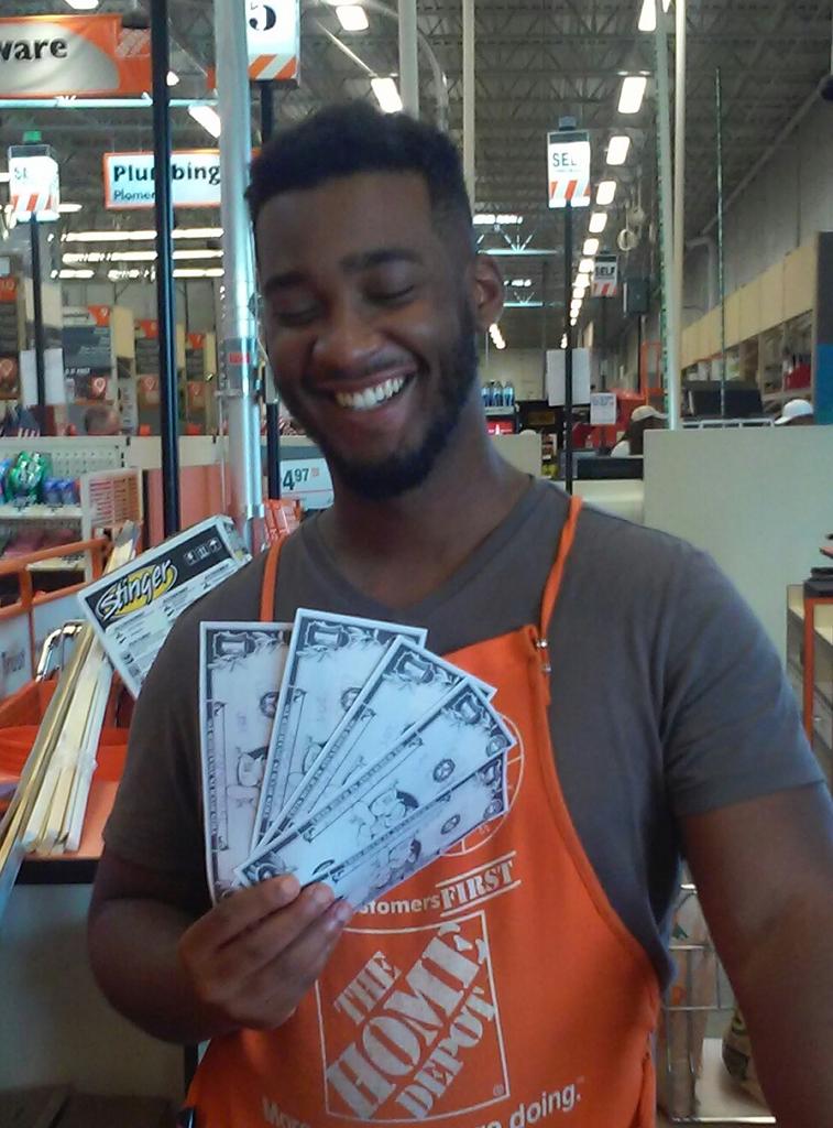 Lauren Harris tweet media