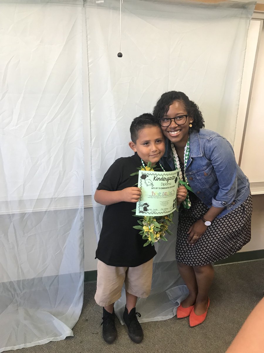 Ms_HenryLMA's tweet photo. Already missing my little rockstars. So proud of them- they worked so hard this year! Congratulations to my amazing little FIRST GRADERS! ✨ https://t.co/OC7rtBrQUf